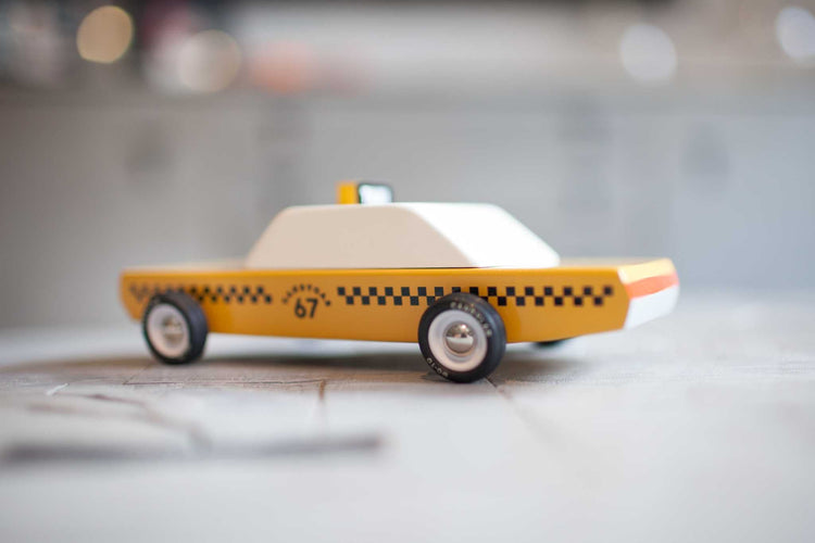 CANDYLAB. Americana ξύλινο ταξί Candycab (κίτρινο)