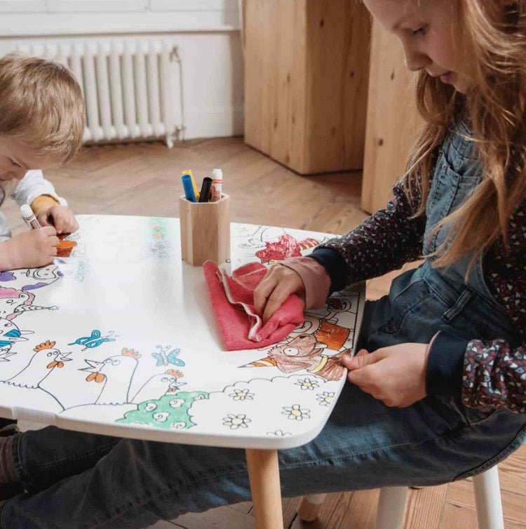 DB KIDS. Wooden colouring & activity table + 2 Stools The Farm