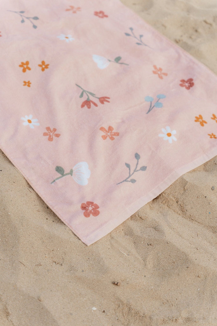 LITTLE DUTCH. Beach towel Flowers & Butterflies