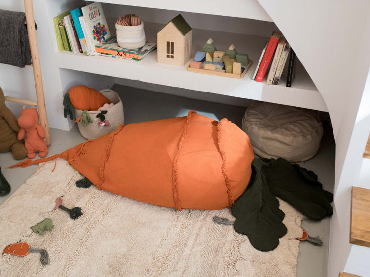Lorena Canals. Bean Bag Cathy the Carrot