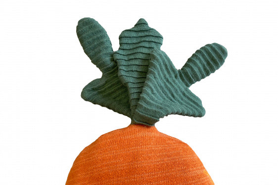 Lorena Canals. Knitted Cushion Cathy The Carrot