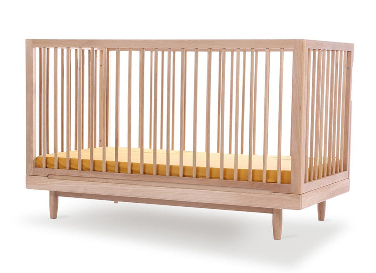 PURE. Oak Wood Evolving Crib