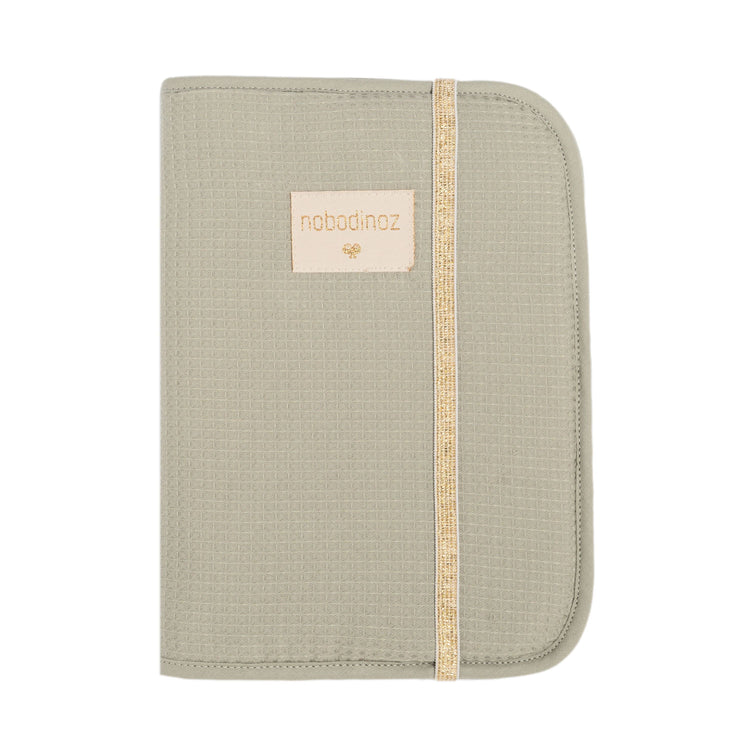 NEW ELEMENTS. Θήκη για βιβλιάριο υγείας Poema Honeycomb Laurel Green