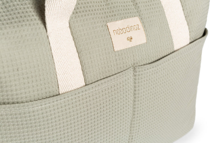 NEW ELEMENTS. Gala Waterproof Changing Bag Laurel Green 35x27x14