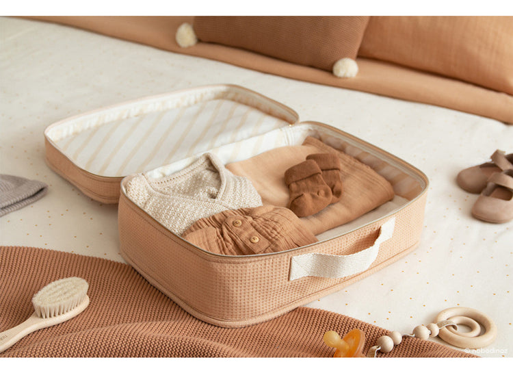 NEW ELEMENTS. Victoria Baby Suitcase Nude